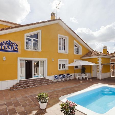 Villa Tiara Vacaciones Nava de la Asuncion Exterior foto